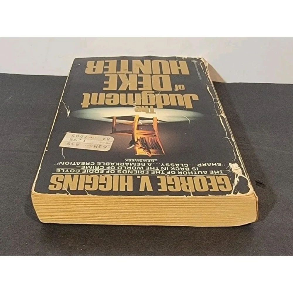The Judgment of Deke Hunter By  George V. Higgins Paperback Book Crime Novel‎